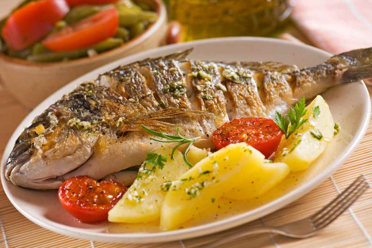 PESCADO AL MOJO DE AJO